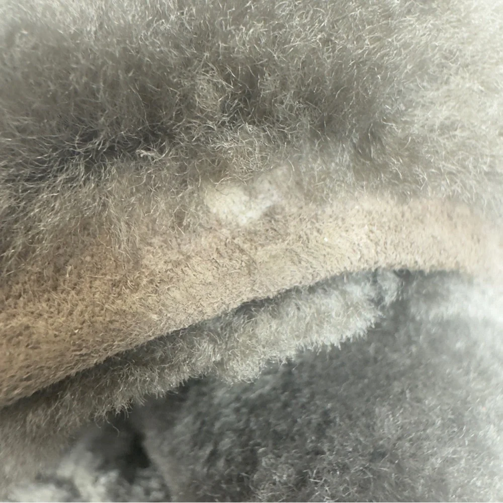 UGG Abela cris-cross grey furry sheepskin fluffy slippers sz 7 EUC - Picture 14 of 16